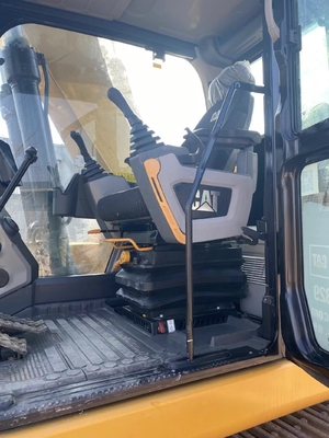 Excavadora de motor japonês CAT 320GC em excelente estado com capacidade de balde de 0,3 m3