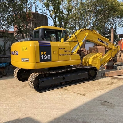 Peso operacional de 13 toneladas Excavadora Komatsu PC130 importada do Japão em em Shanghai Yard