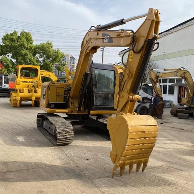 CAT 307E2 Excavadora com poucas horas de trabalho e movimento de rastreador