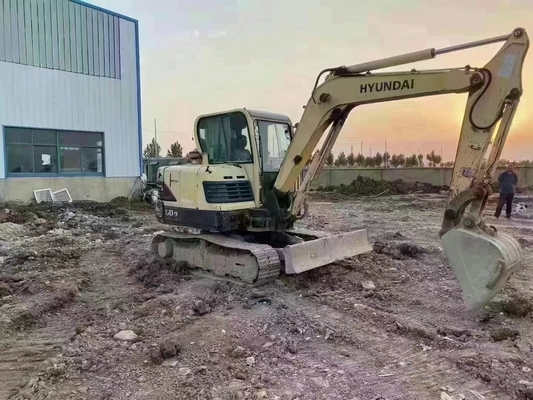 2022 Hyundai 60-9 Escavação e boa condição Escavação hidráulica com capacidade de balde de 1m3