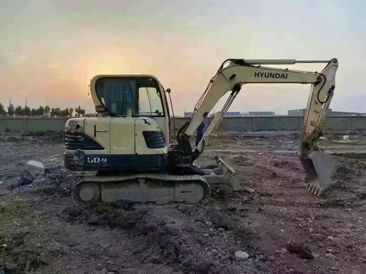 2022 Hyundai 60-9 Escavação e boa condição Escavação hidráulica com capacidade de balde de 1m3