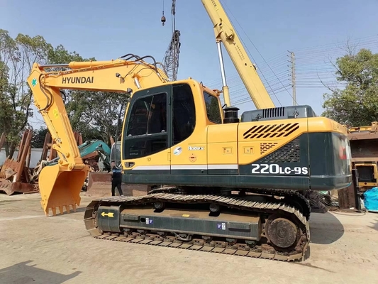Hyundai 220LC-9S Crawler Excavator e em boas condições para seus projetos em estoque