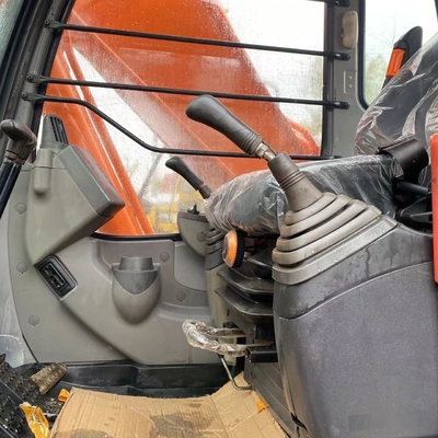 Excavadora usada Hitachi ZX210-3 com outra bomba hidráulica em boas condições de funcionamento