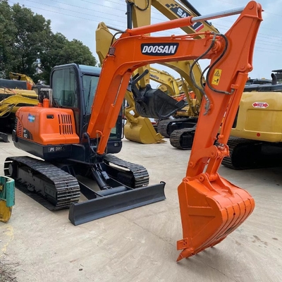 Equipamento pesado de construção Doosan DX60 Excavadora usada com cilindro hidráulico