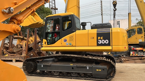 Japão Original Komatsu PC300 Excavadora de rastreador usada com 30000 KG de peso da máquina