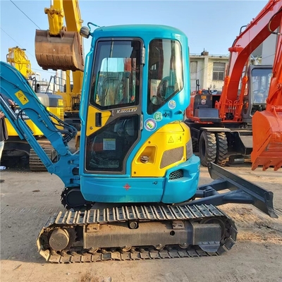 Excavadora Kubota KX135 usada com capacidade de balde de 0,11m3 e outro cilindro hidráulico