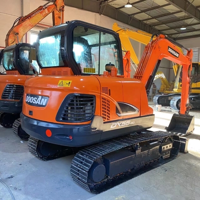 2022 Doosan DX55-9C Excavadora hidráulica de segunda mão com válvula hidráulica original