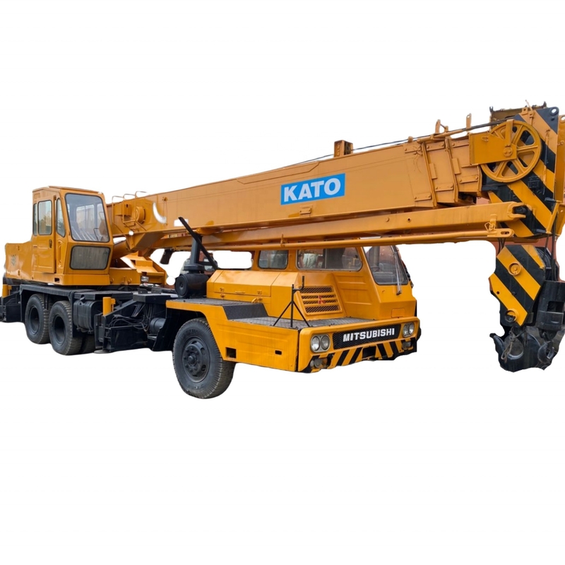 Granes usados de Kato de 25 toneladas em boas condições com peso operacional de 25 toneladas e peso da máquina de 25000 kg