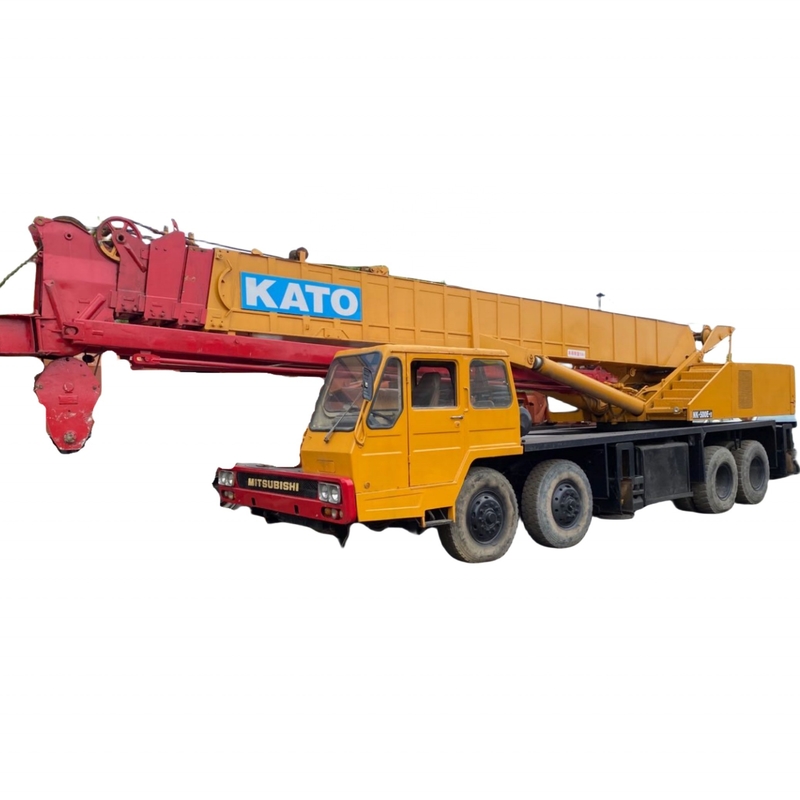 Kato NK-500E guindaste usado com poucas horas de trabalho e boa condição a um preço acessível