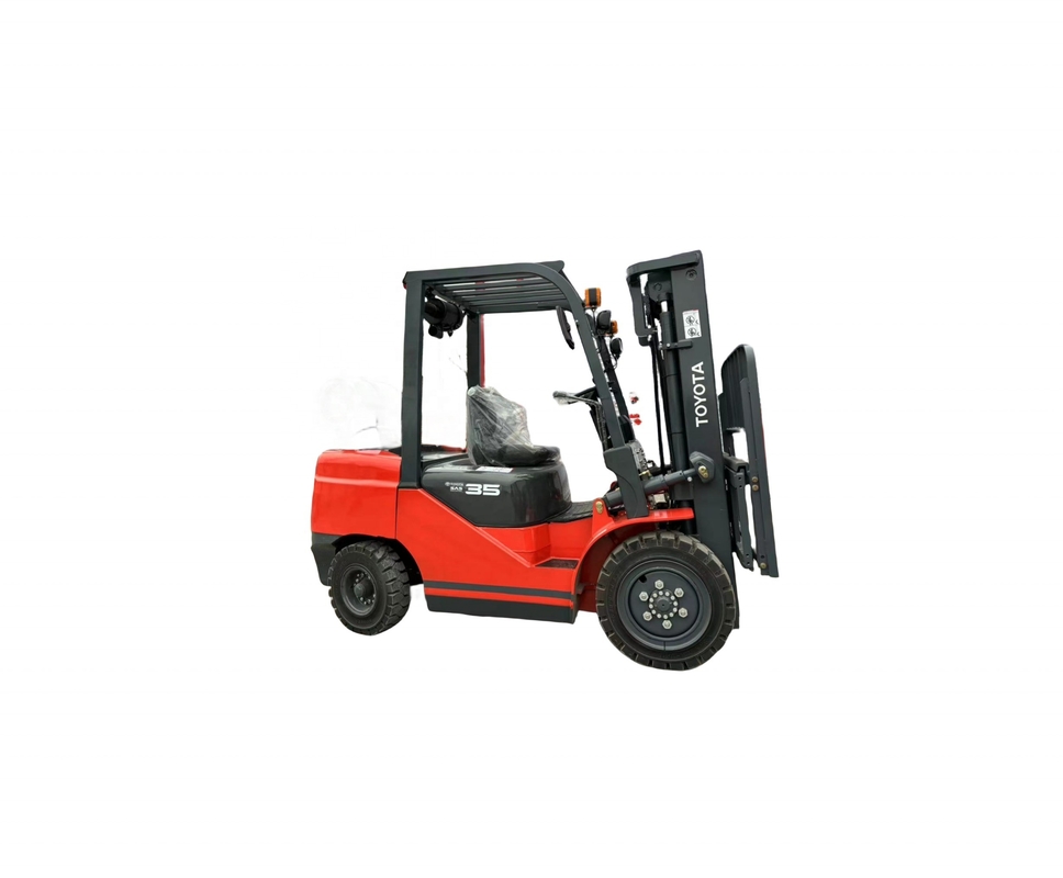 Forquilhinha de motor diesel de 3,5 toneladas e 3 toneladas TOYOTA 35 30 de segunda mão para elevação de contentores de armazém