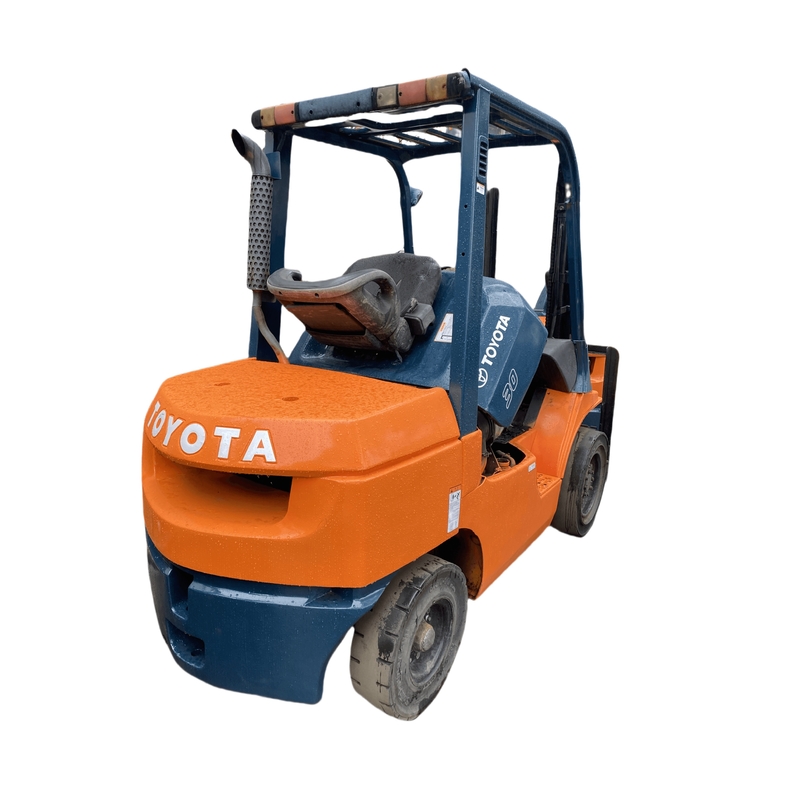 Japão TOYOTA FD30 empilhadeira a diesel de 3 toneladas, caminhão de elevação de paletes, com poucas horas de trabalho