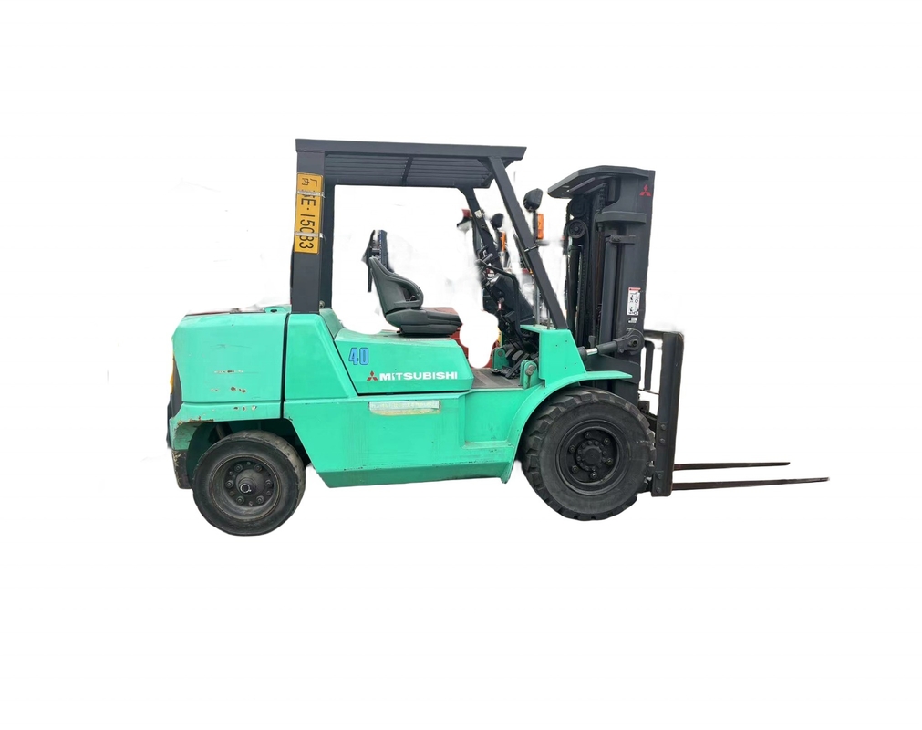 Elevador elétrico usado Mitsubishi FD40 com 4 toneladas de carga em bom estado