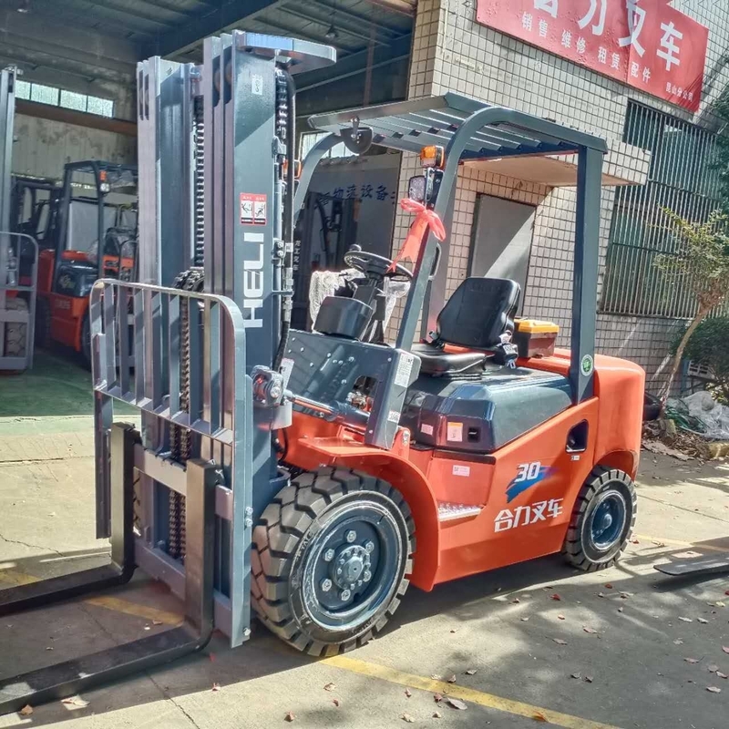 3 toneladas de empilhadeira FD30 com 3 mastros Automático/Manual Usado Japão Heli Excelente estado