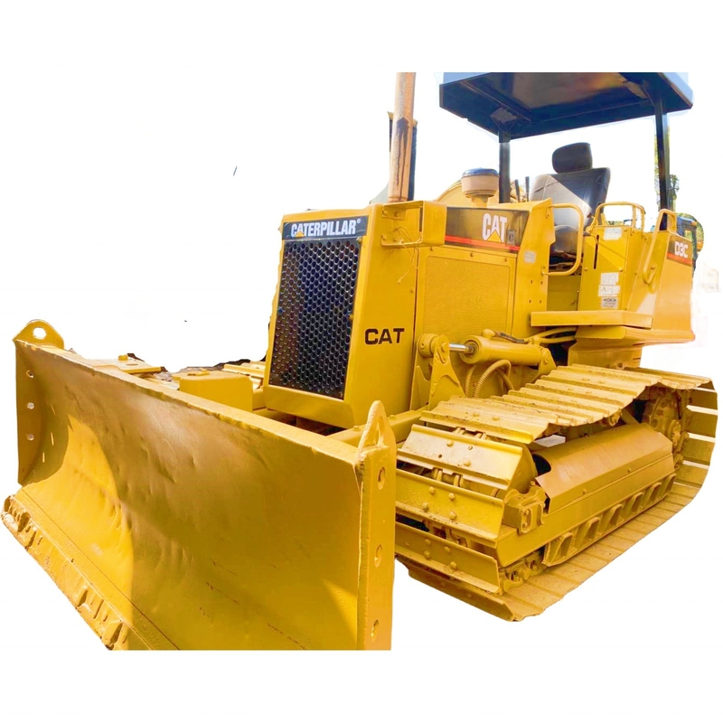 Bulldozer original de cores CAT D3C do Japão com uma rolha hidráulica usada