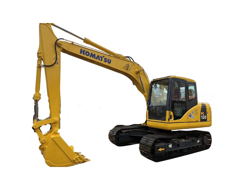 Excavadora usada Komatsu PC130-7 com outra bomba hidráulica a preços acessíveis