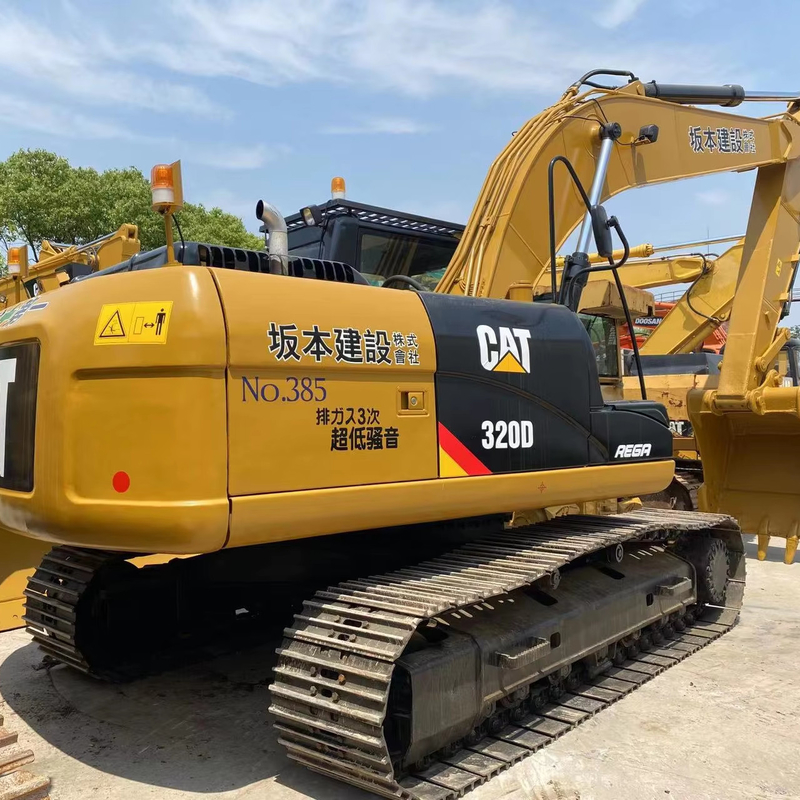 Excavadora japonesa de motor 20T em excelente estado.